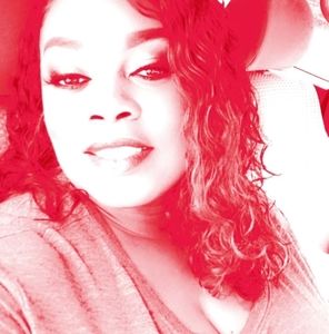 Meet your Posher, Yonnice